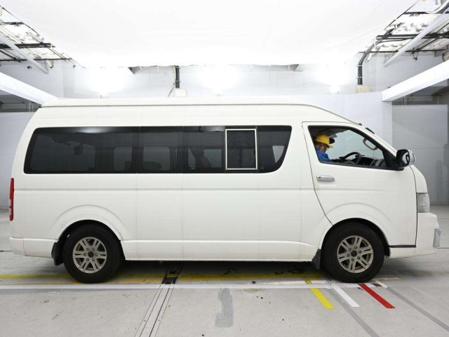 Toyota HIACE VAN 2012 6967969-3