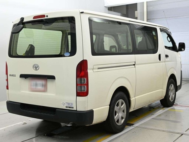 Toyota HIACE VAN 2021 6967982-1