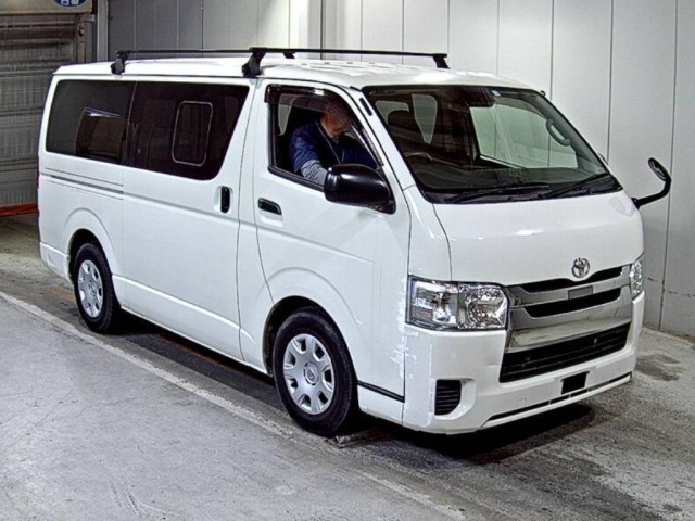Toyota HIACE VAN 2020 6968028-0
