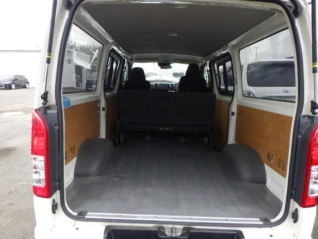 Toyota HIACE VAN 2020 6968028-3