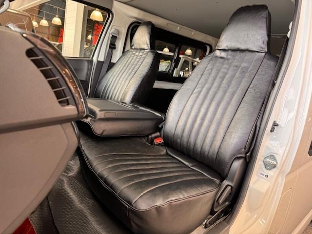 Toyota HIACE VAN 2024 6968036-10