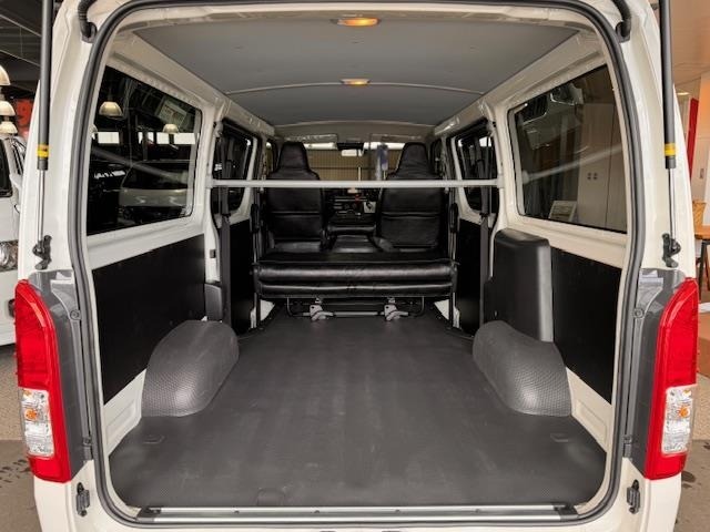 Toyota HIACE VAN 2024 6968036-16