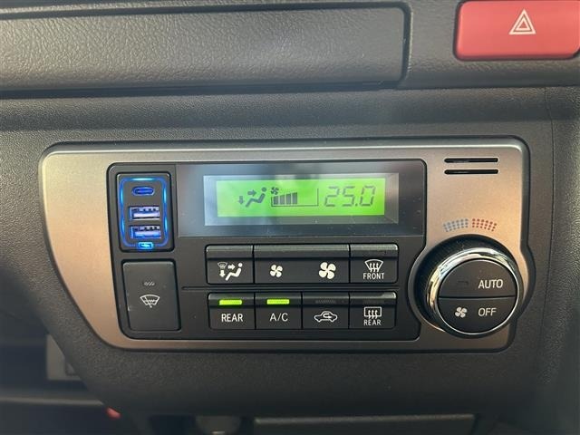 Toyota HIACE VAN 2024 6968041-21