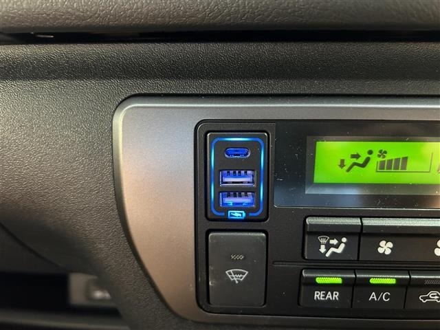 Toyota HIACE VAN 2024 6968041-3