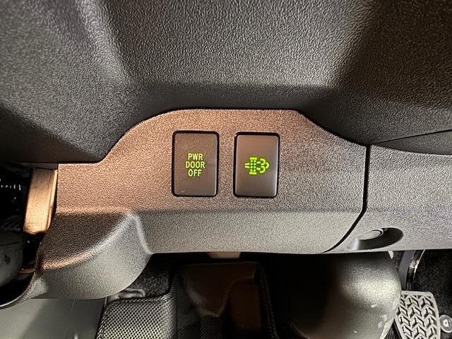 Toyota HIACE VAN 2024 6968041-7
