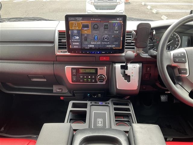 Toyota HIACE VAN 2023 6968047-11