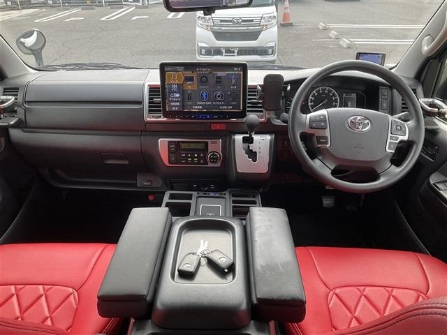 Toyota HIACE VAN 2023 6968047-14