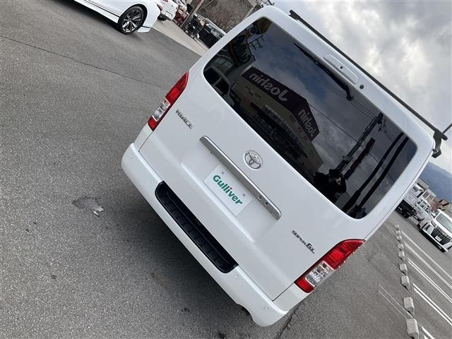 Toyota HIACE VAN 2023 6968047-5