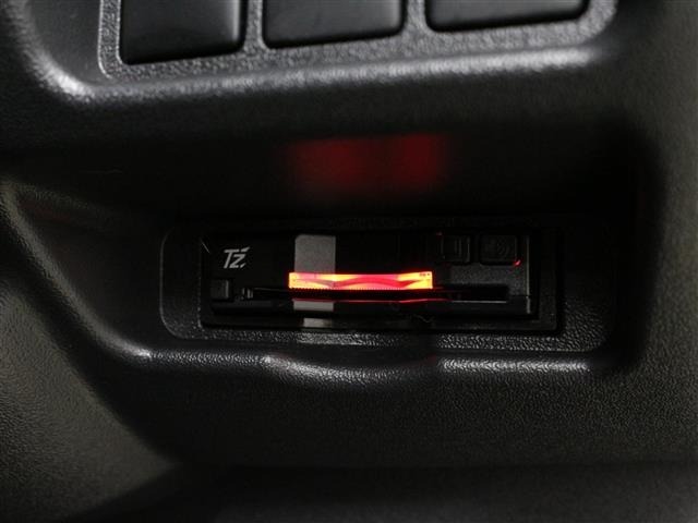 Toyota HIACE VAN 2022 6968050-19