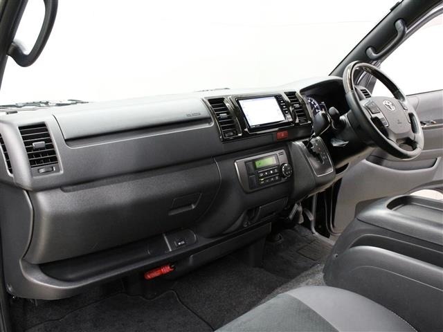 Toyota HIACE VAN 2022 6968050-7