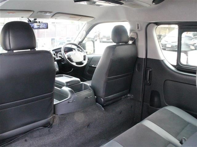 Toyota HIACE VAN 2017 6968058-6