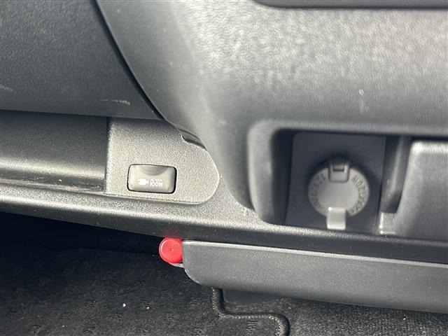 Toyota HIACE VAN 2022 6968059-1