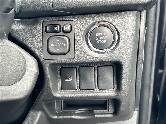 Toyota HIACE VAN 2022 6968059-5