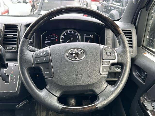 Toyota HIACE VAN 2022 6968059-6