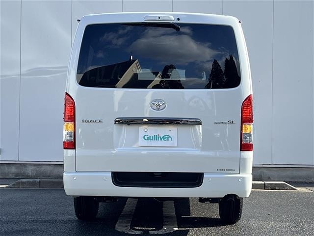 Toyota HIACE VAN 2026 6968070-11