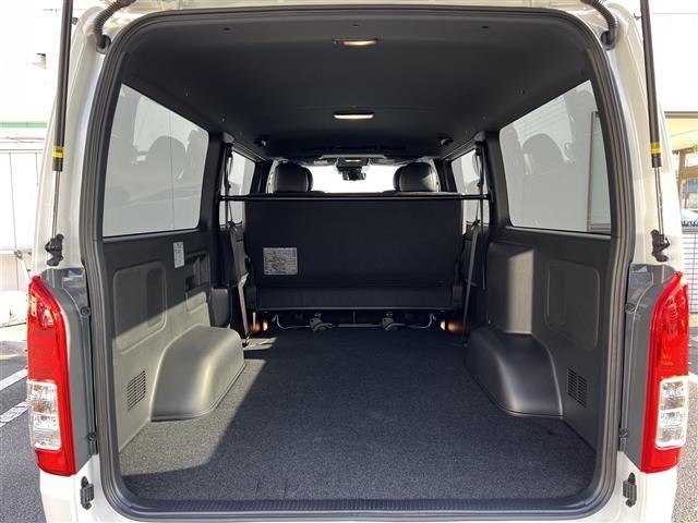 Toyota HIACE VAN 2026 6968070-9