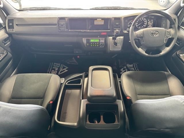 Toyota HIACE VAN 2026 6968079-14