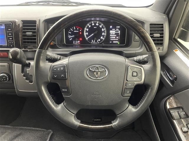Toyota HIACE VAN 2022 6968091-2