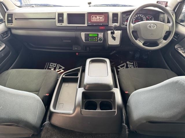 Toyota HIACE VAN 2019 6968101-14