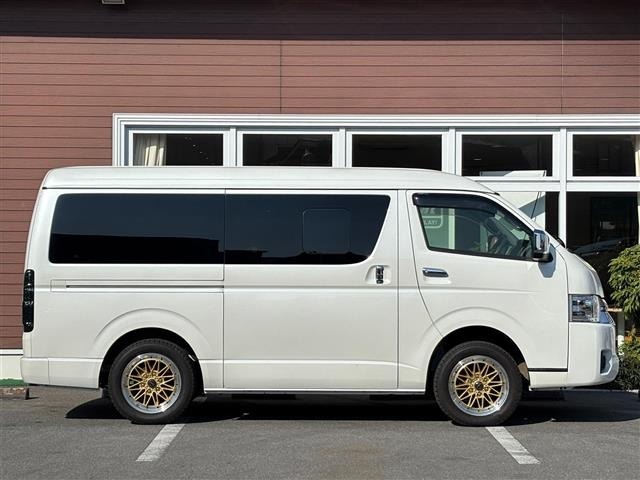 Toyota HIACE VAN 2022 6968107-10