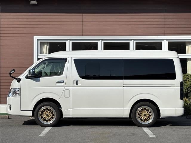 Toyota HIACE VAN 2022 6968107-11