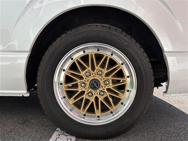 Toyota HIACE VAN 2022 6968107-2