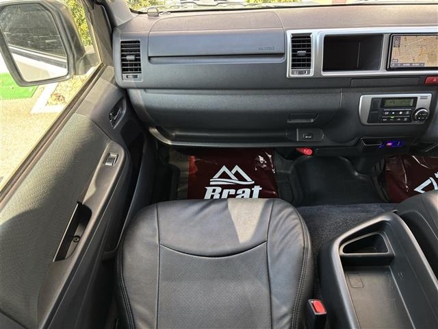 Toyota HIACE VAN 2022 6968107-6