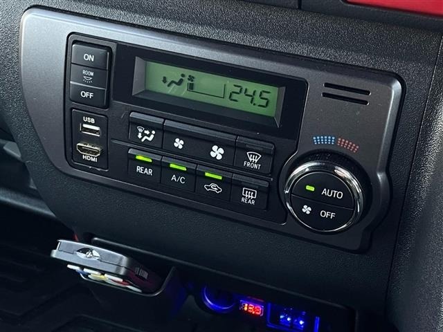 Toyota HIACE VAN 2022 6968108-3