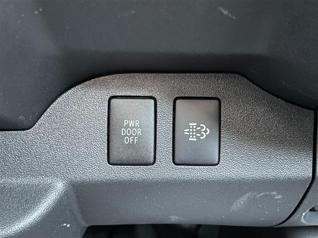 Toyota HIACE VAN 2022 6968108-7