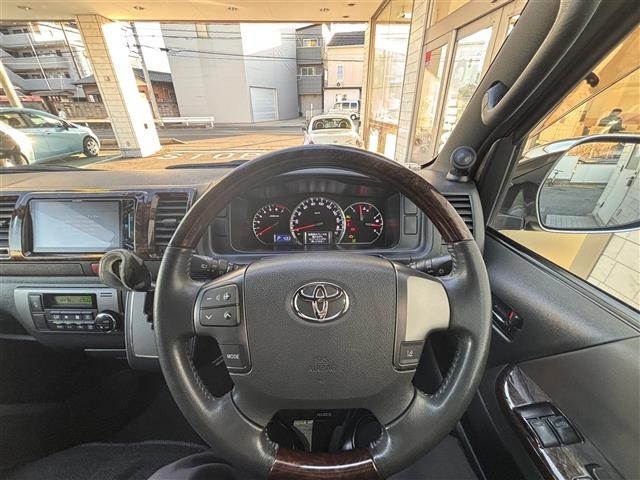 Toyota HIACE VAN 2019 6968126-10