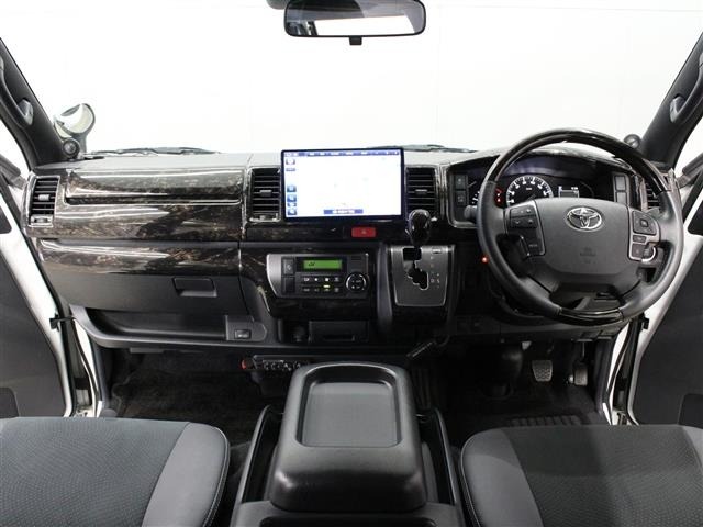 Toyota HIACE VAN 2022 6968137-14