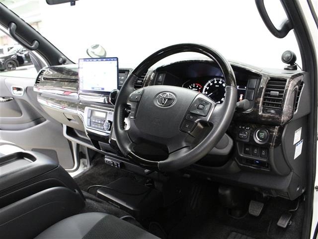 Toyota HIACE VAN 2022 6968137-5