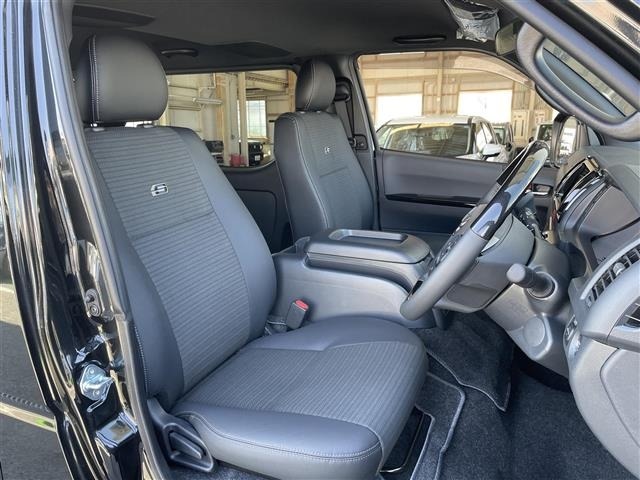 Toyota HIACE VAN 2026 6968166-8