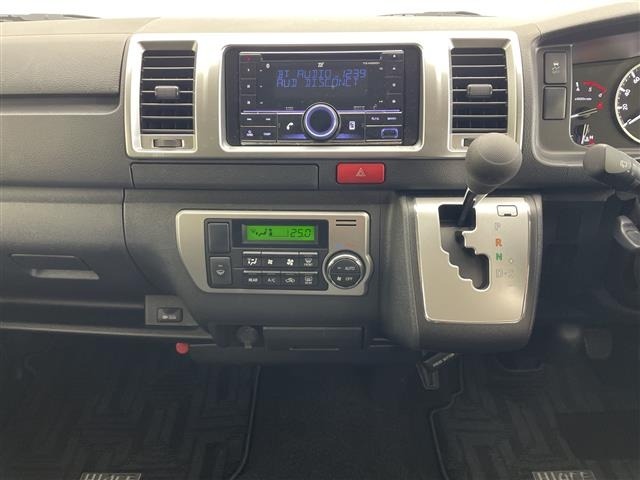 Toyota HIACE VAN 2023 6968178-3