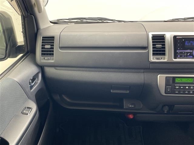 Toyota HIACE VAN 2023 6968178-4