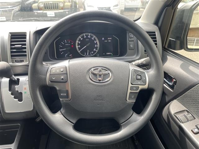 Toyota HIACE VAN 2025 6968190-18