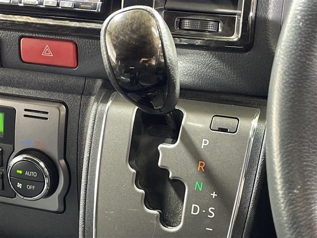 Toyota HIACE VAN 2019 6968212-12