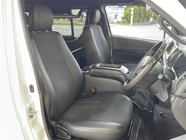 Toyota HIACE VAN 2023 6968225-2
