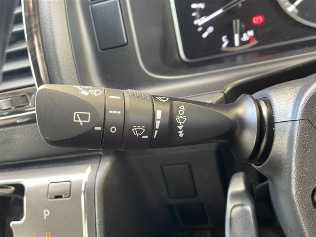 Toyota HIACE VAN 2023 6968225-9