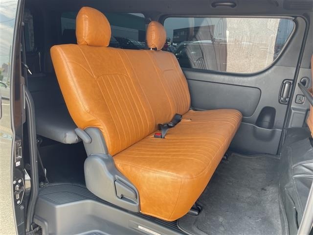 Toyota HIACE VAN 2023 6968226-11