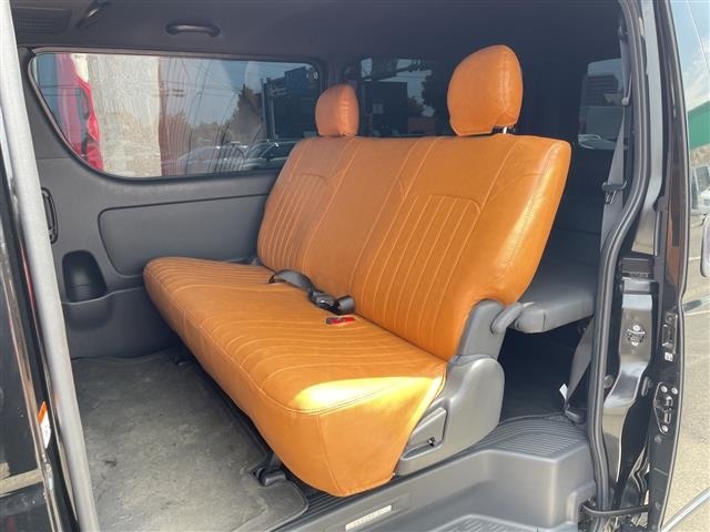 Toyota HIACE VAN 2023 6968226-12