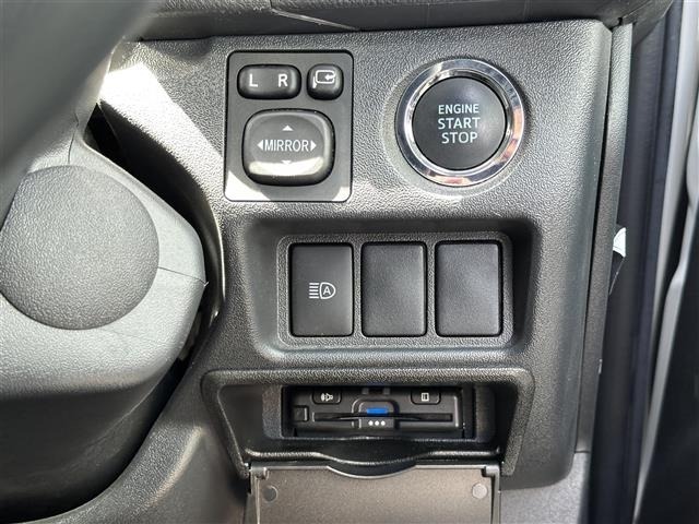 Toyota HIACE VAN 2023 6968232-21