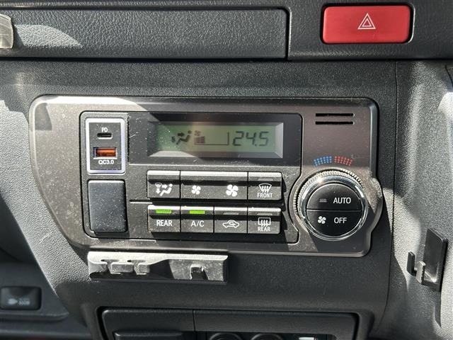 Toyota HIACE VAN 2023 6968232-8