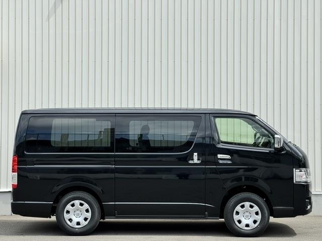 Toyota HIACE VAN 2026 6968244-18