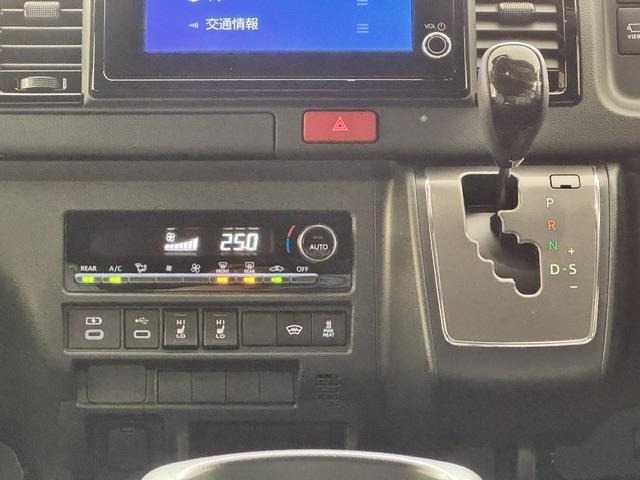 Toyota HIACE VAN 2026 6968244-8