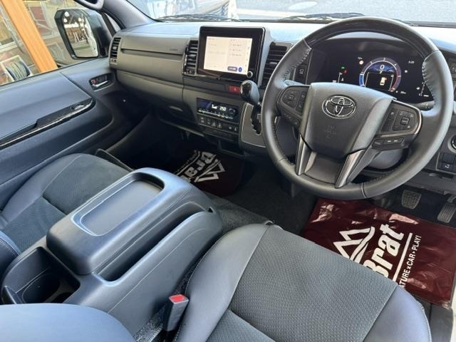 Toyota HIACE VAN 2026 6968249-16