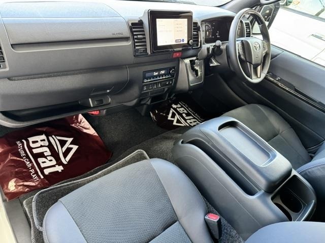 Toyota HIACE VAN 2026 6968249-18