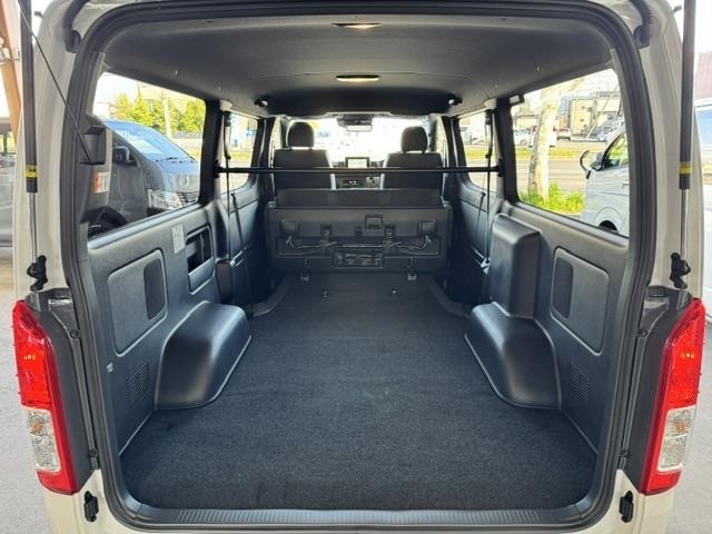 Toyota HIACE VAN 2026 6968249-7