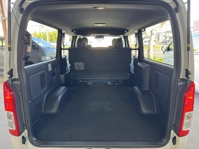 Toyota HIACE VAN 2026 6968249-8