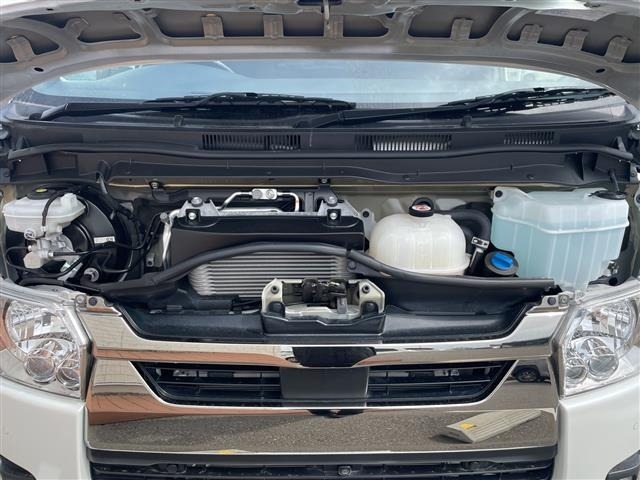 Toyota HIACE VAN 2023 6968250-17